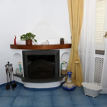 Oda ve Kahvaltı La Cicas