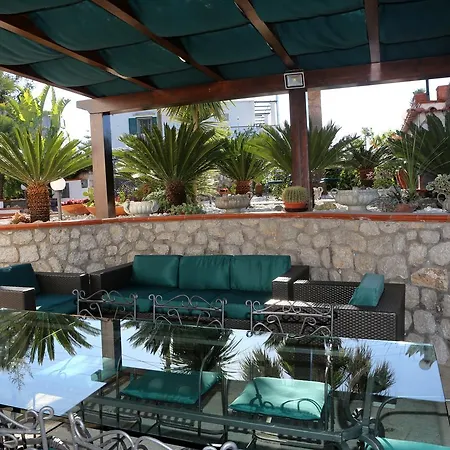 La Cicas Bed & Breakfast 3*